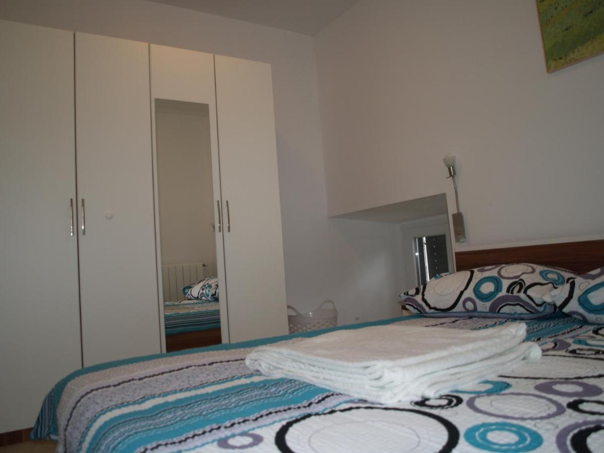 Apartment Pud Oreh Roč Pokoj fotografie